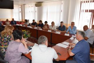 Без кредитів та ризиків – у Кам’янському змінили порядок закупівлі муніципального транспорту